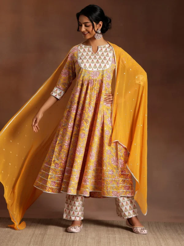Women Yellow Printed Cotton Anarkali Suit With Dupatta - Image 7