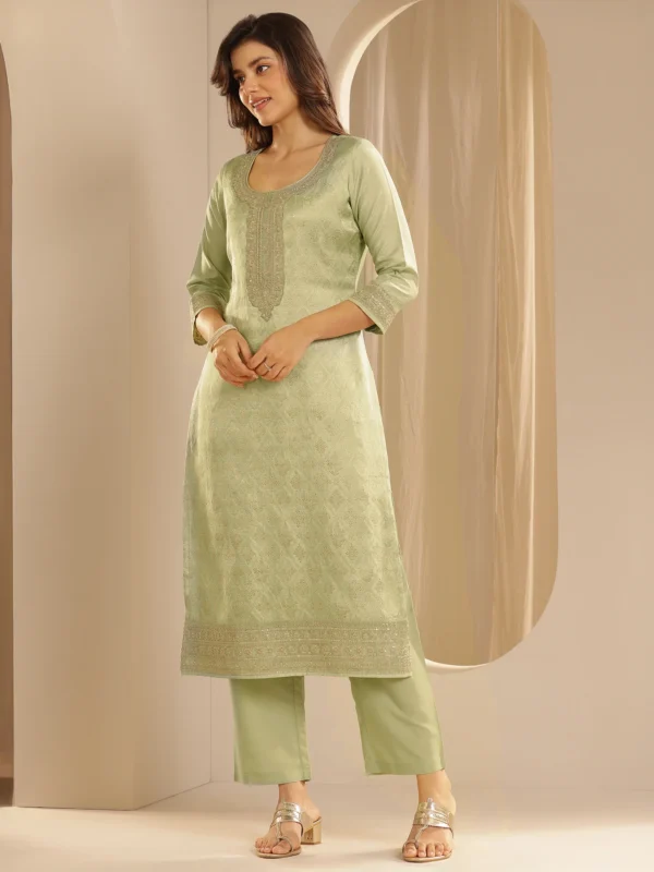 Women Green Woven Design Silk Blend Straight Suit Set With Dupatta - Image 6