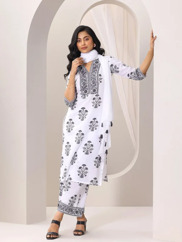 Women White Printed Cotton Blend Straight Suit Set With Dupatta - Image 3