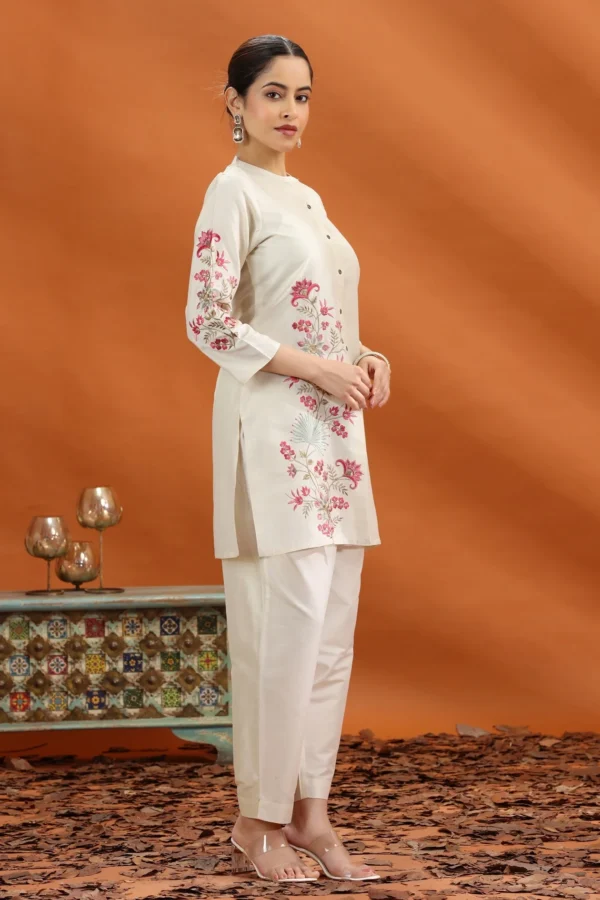 Women Cream Poly Silk Straight Embroidered Kurta and Pant Set - Image 5