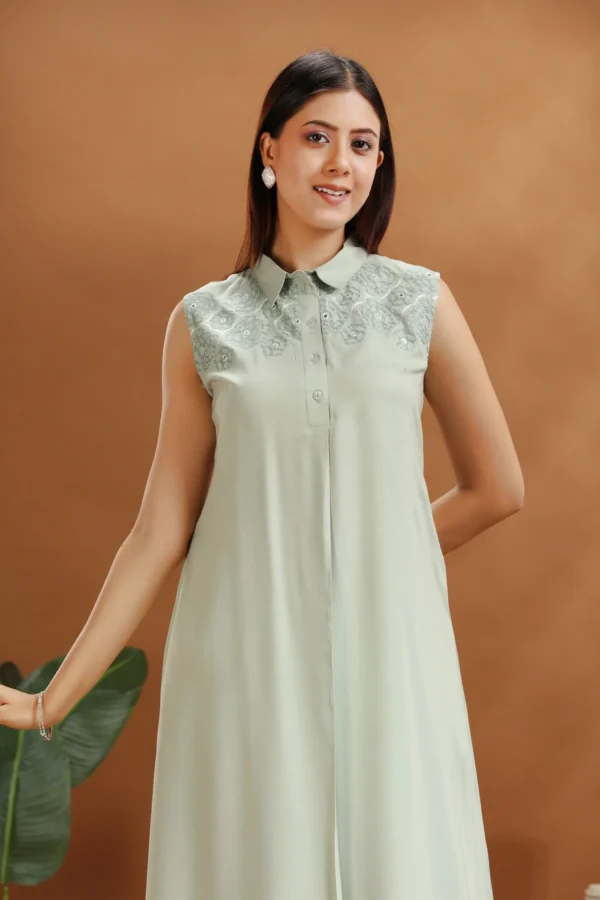 Women Mint Green Rayon Embroidered A Line Sleeveless Kurta and Pant Set - Image 3
