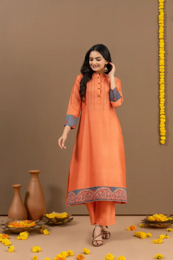 Women Divyani Radiance Suit Set - Image 5