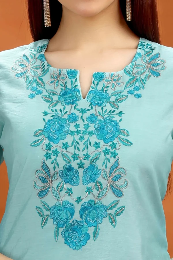 Women Teal Chanderi Straight Embroidered Kurta - Image 6