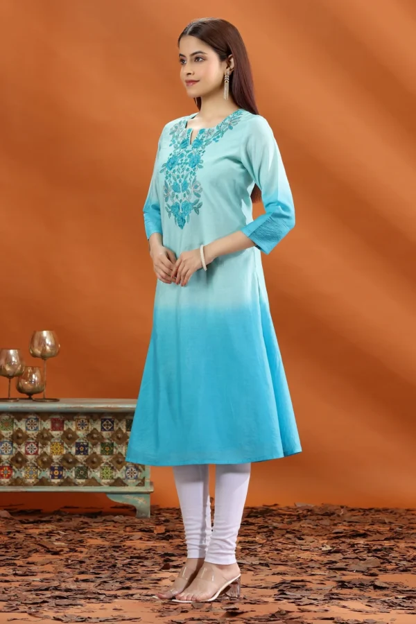 Women Teal Chanderi Straight Embroidered Kurta - Image 4