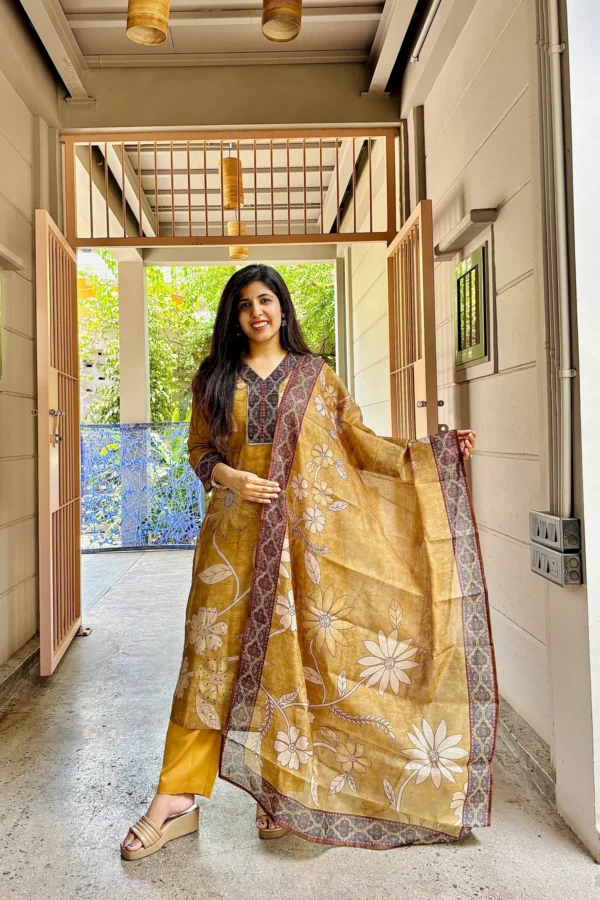 Women Mustard Heer Suit Set