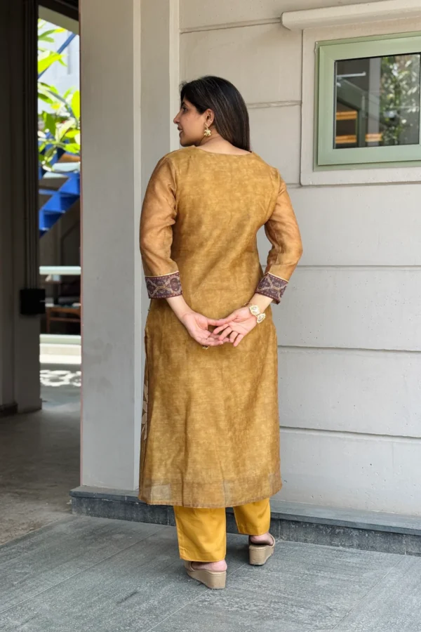 Women Mustard Heer Suit Set - Image 2
